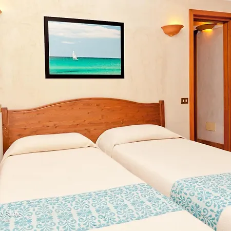 Simple Gem Of Le Dimore Di 2 Bedroom Sleeps 6 アパート