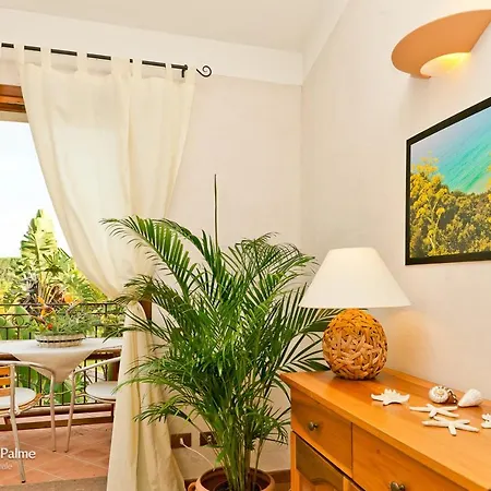 Simple Gem Of Le Dimore Di 2 Bedroom Sleeps 6 アパート