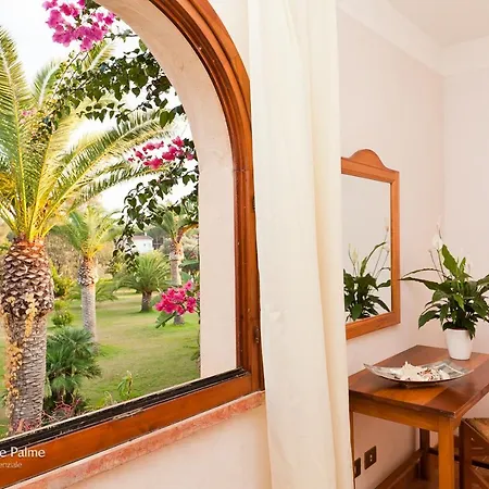 Simple Gem Of Le Dimore Di 2 Bedroom Sleeps 6 アパート ブドーニ